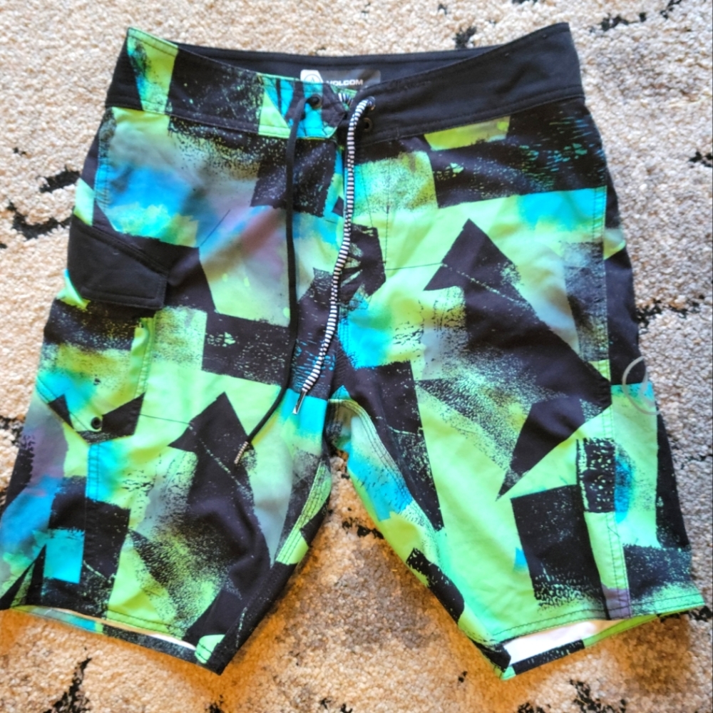 Volcom Swim Trunks - Size 30